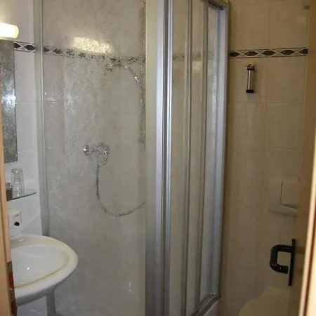 Gruener Wald Hotel 3*