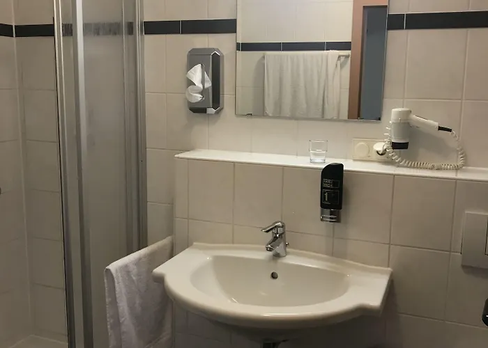 Grüner Wald Otel 3*